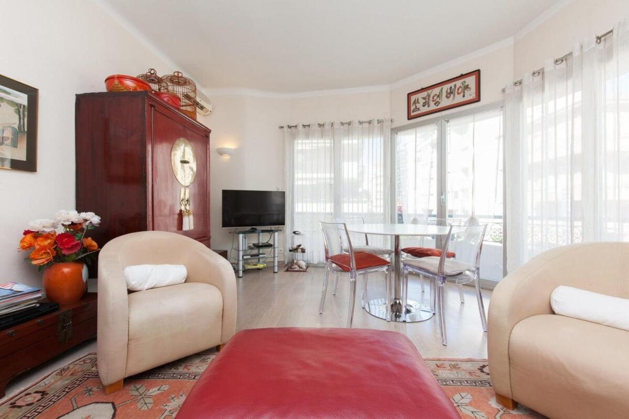 2-br In Center